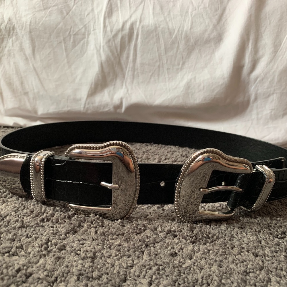 Double Buckle Belt